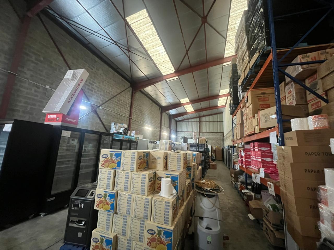 Local d'activité Saint-Ouen-l'Aumône 370m² Location local d'activité Saint-Ouen-l'Aumône Val-d'Oise OLACT2530889 3